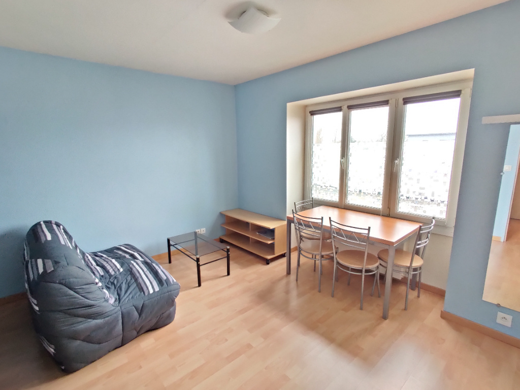 Appartement Compiegne 1 pièce(s) 27.15 m2 - Miniature 4