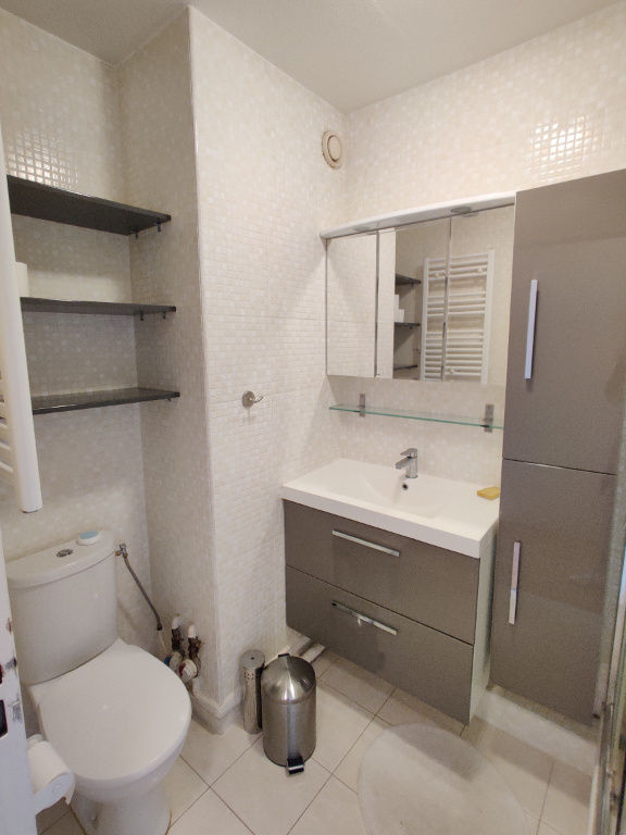 Appartement Compiegne 1 pièce(s) 27.15 m2 - Miniature 7
