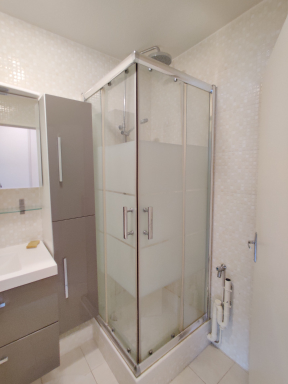 Appartement Compiegne 1 pièce(s) 27.15 m2 - Miniature 8