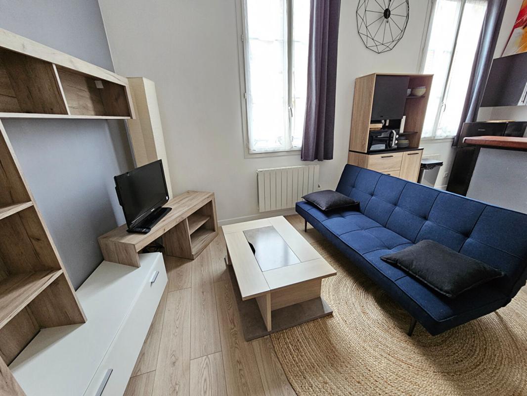 Appartement avec terrasse, Compiegne 2 pièce(s) 32.33 m2 - Miniature 2