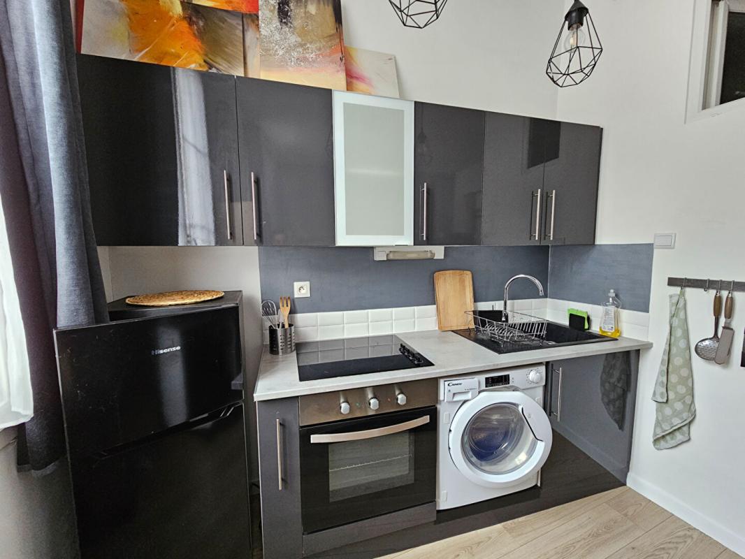 Appartement avec terrasse, Compiegne 2 pièce(s) 32.33 m2 - Miniature 4