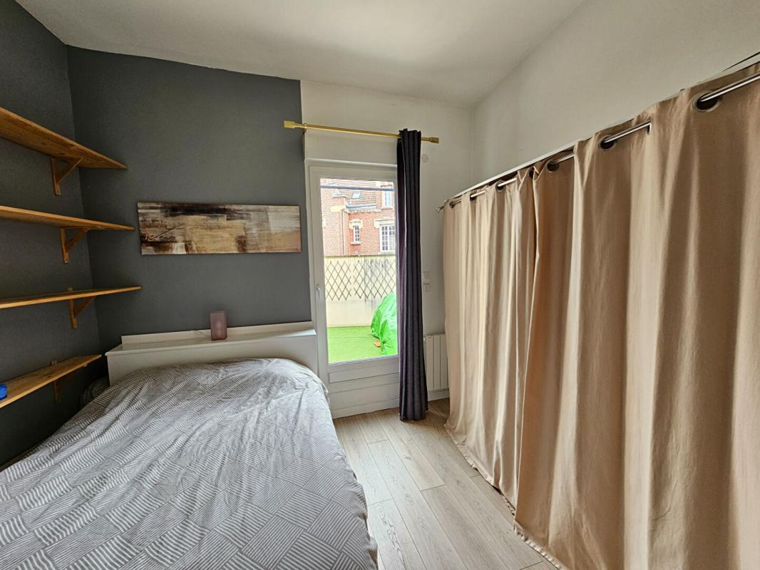 Appartement avec terrasse, Compiegne 2 pièce(s) 32.33 m2 - Miniature 5