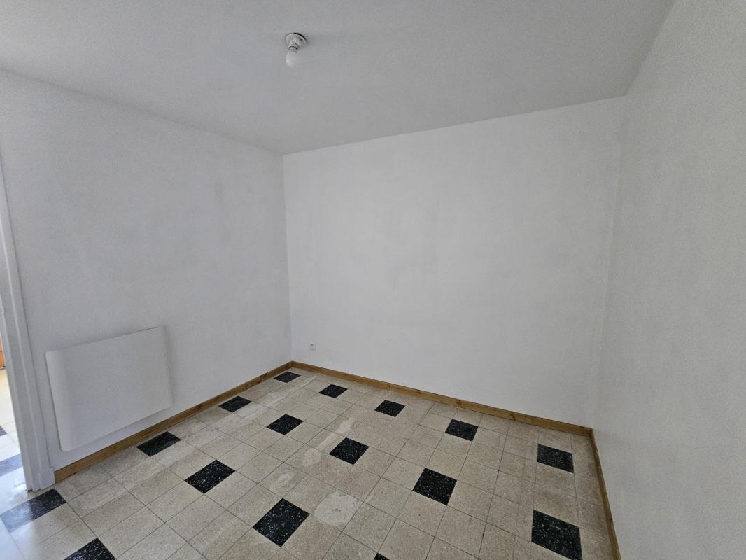 APPARTEMENT T3 58 m2 (94 m2 au sol) RESSONS SUR MATZ - Miniature 11