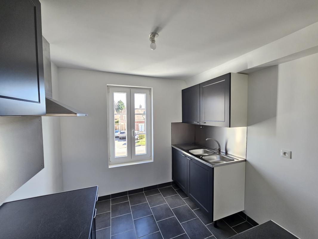 APPARTEMENT T3 58 m2 (94 m2 au sol) RESSONS SUR MATZ - Miniature 3