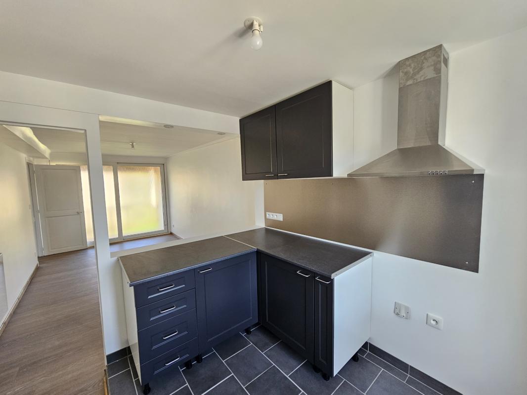 APPARTEMENT T3 58 m2 (94 m2 au sol) RESSONS SUR MATZ - Miniature 4