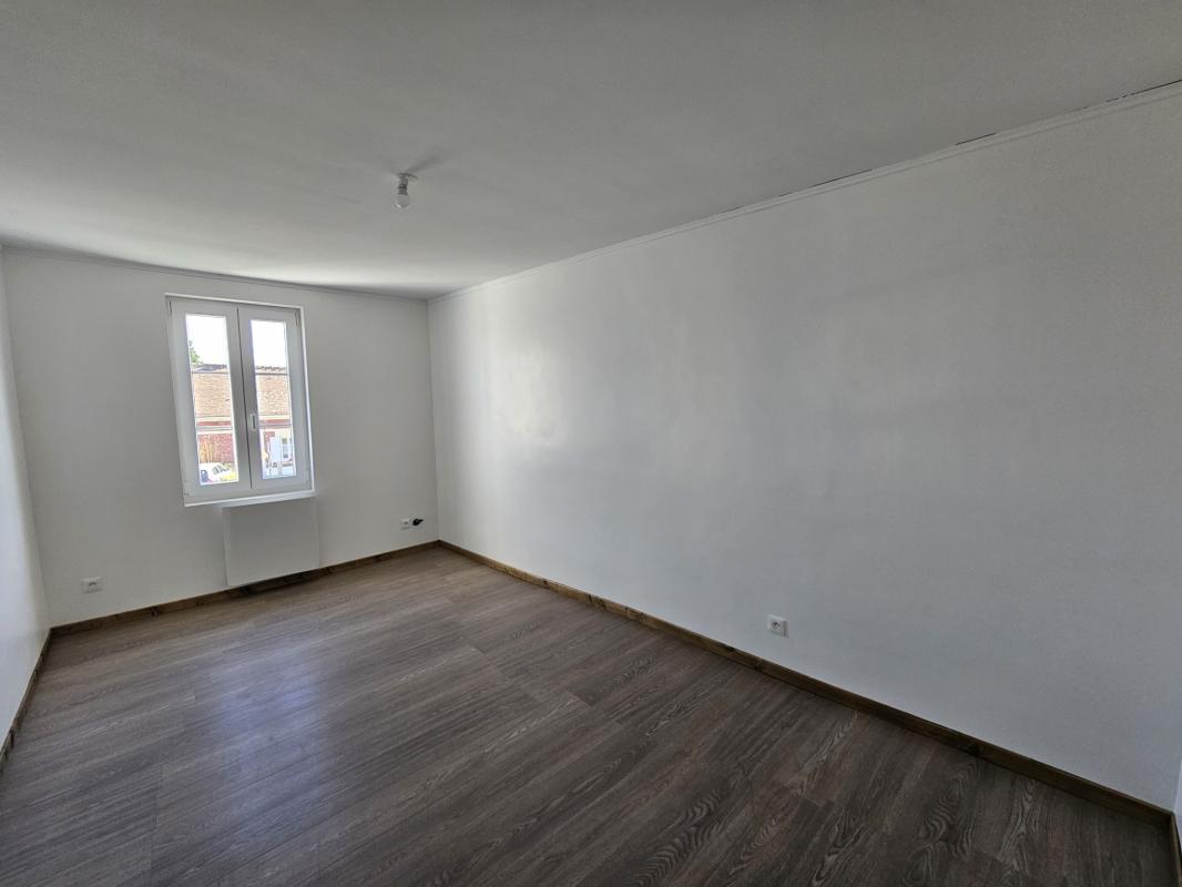 APPARTEMENT T3 58 m2 (94 m2 au sol) RESSONS SUR MATZ - Miniature 7