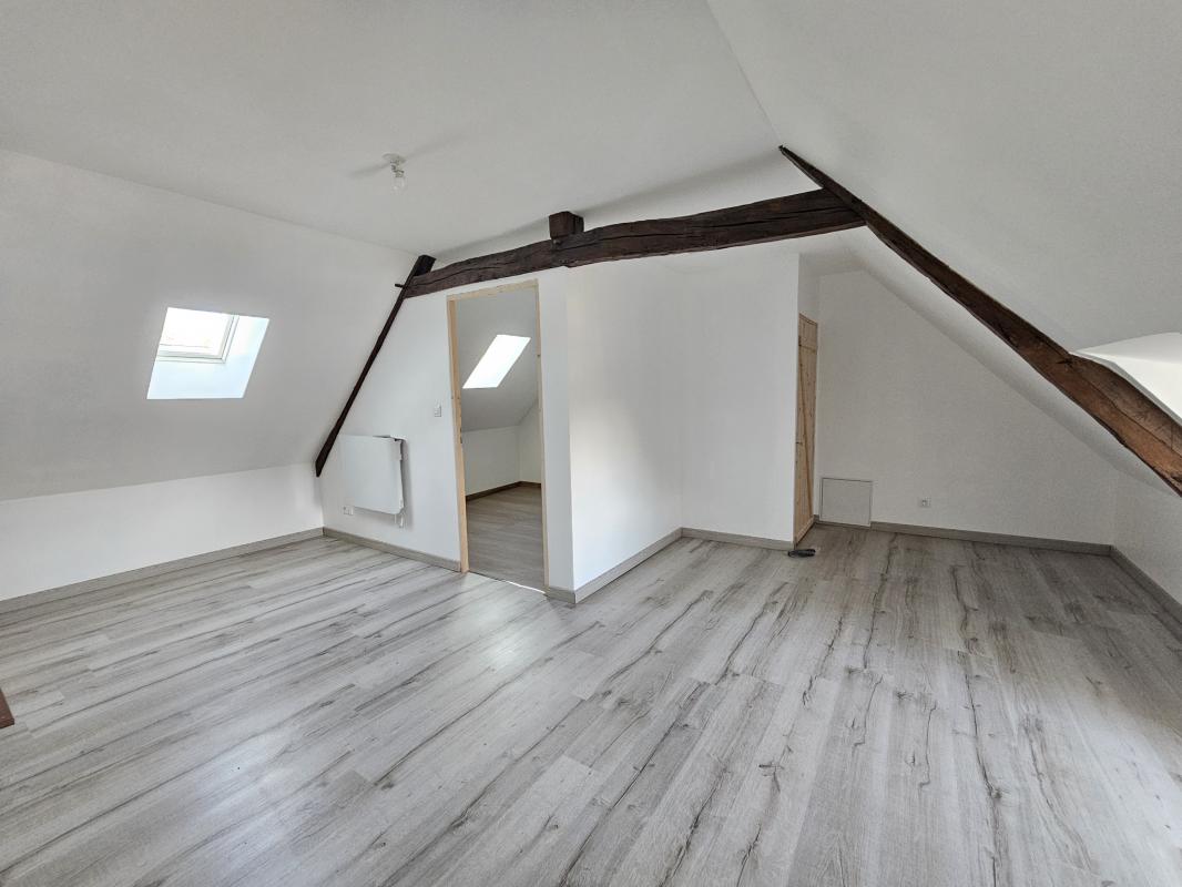APPARTEMENT T3 58 m2 (94 m2 au sol) RESSONS SUR MATZ - Miniature 8