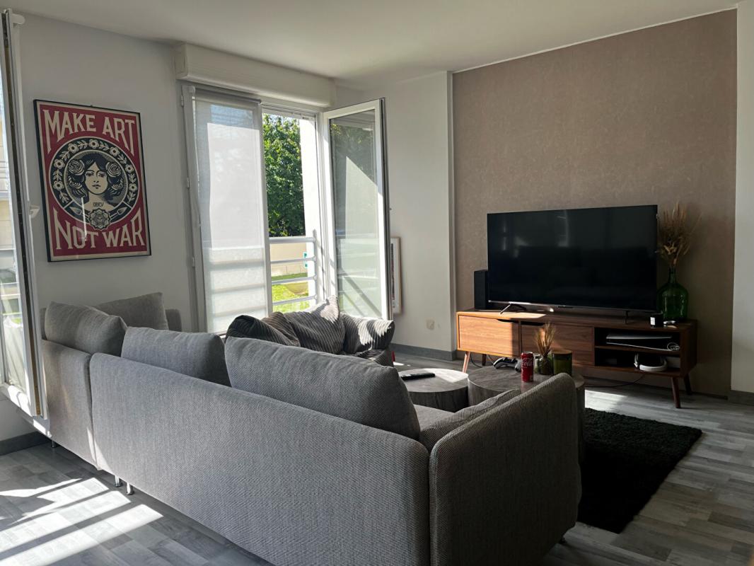 Appartement Compiegne 2 pièce(s) 52.04 m2 - Miniature 2