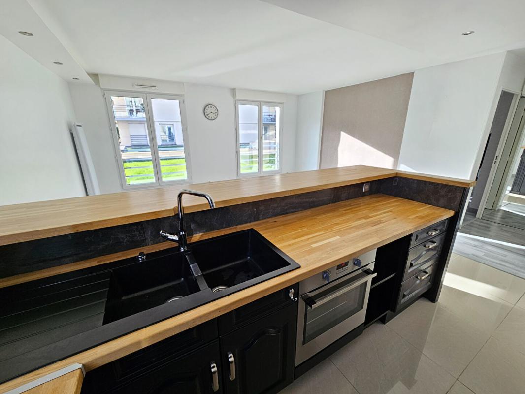 Appartement Compiegne 2 pièce(s) 52.04 m2 - Miniature 5