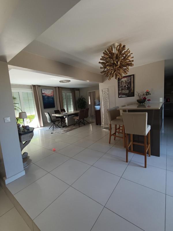 DOMAINE DE RIMBERLIEU PROPRIETE D EXCEPTION DE 210 M2 - Miniature 3