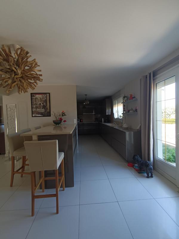 DOMAINE DE RIMBERLIEU PROPRIETE D EXCEPTION DE 210 M2 - Miniature 5