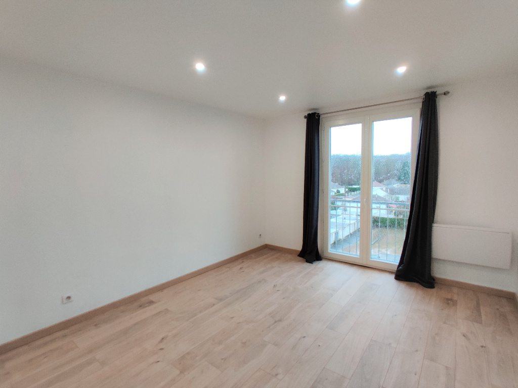 Appartement Compiegne 3 pièce(s) 52.6 m2