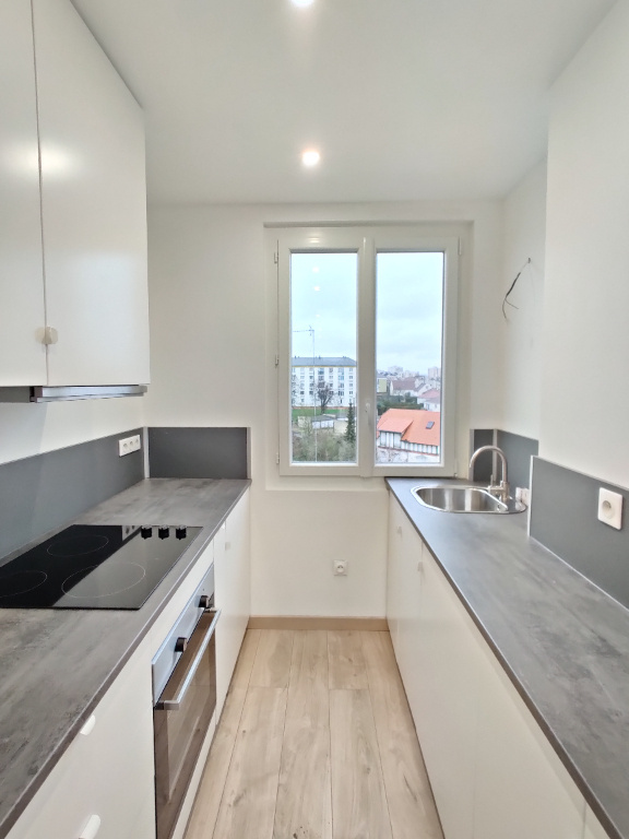 Appartement Compiegne 3 pièce(s) 52.6 m2 - Miniature 2
