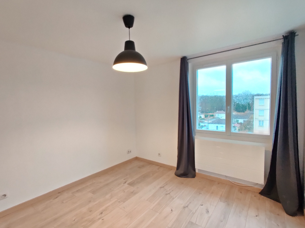 Appartement Compiegne 3 pièce(s) 52.6 m2 - Miniature 3