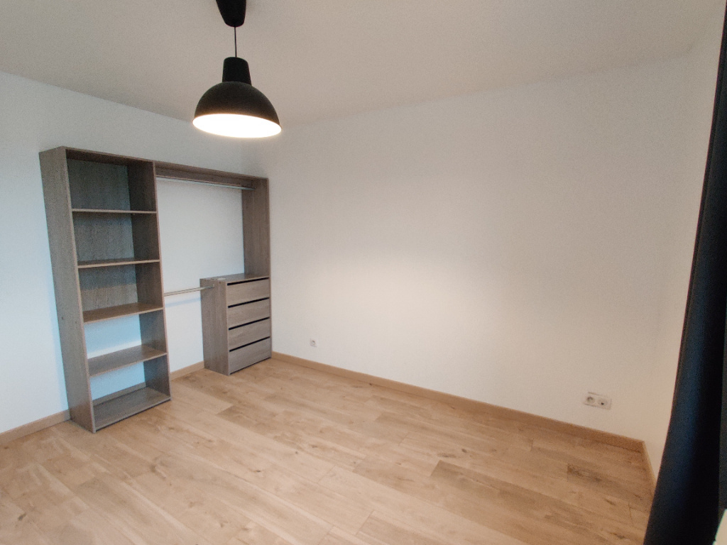 Appartement Compiegne 3 pièce(s) 52.6 m2 - Miniature 4