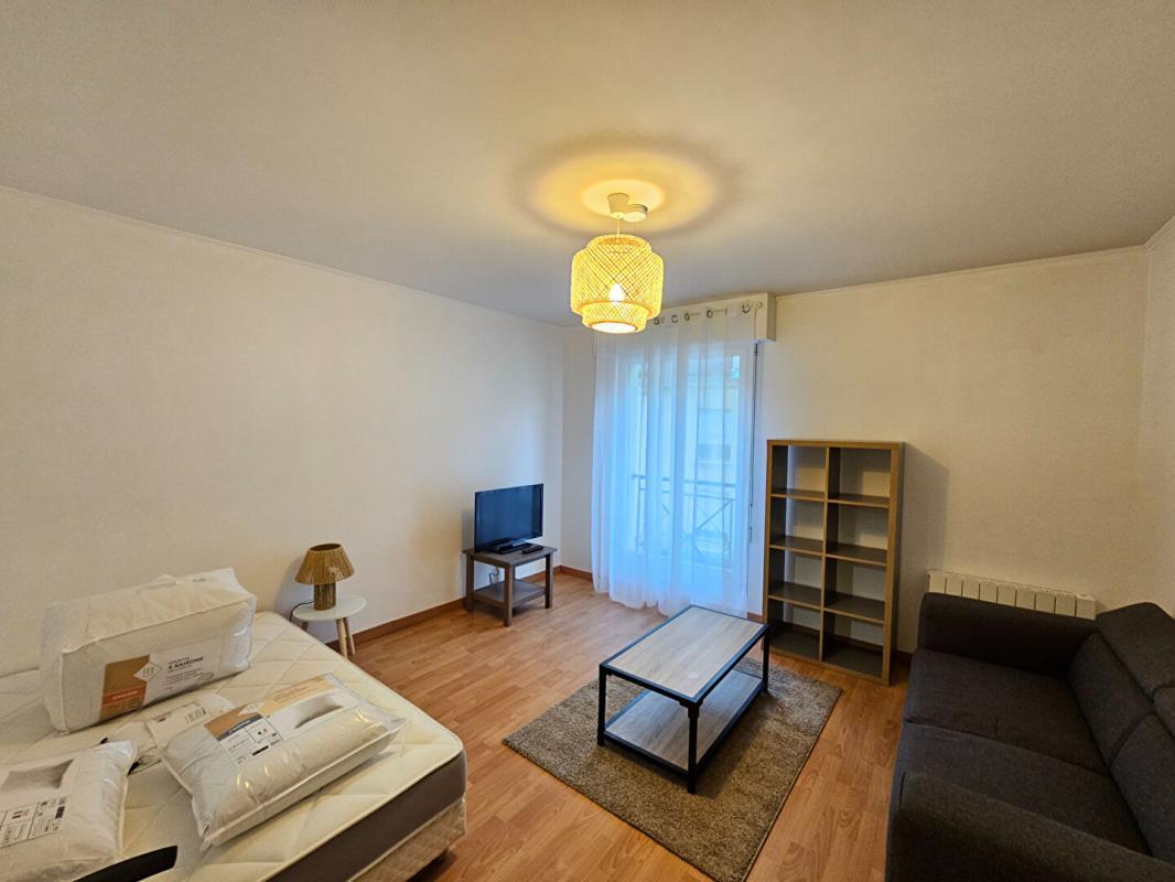Appartement Compiegne 1 pièce(s) 28,4 m2