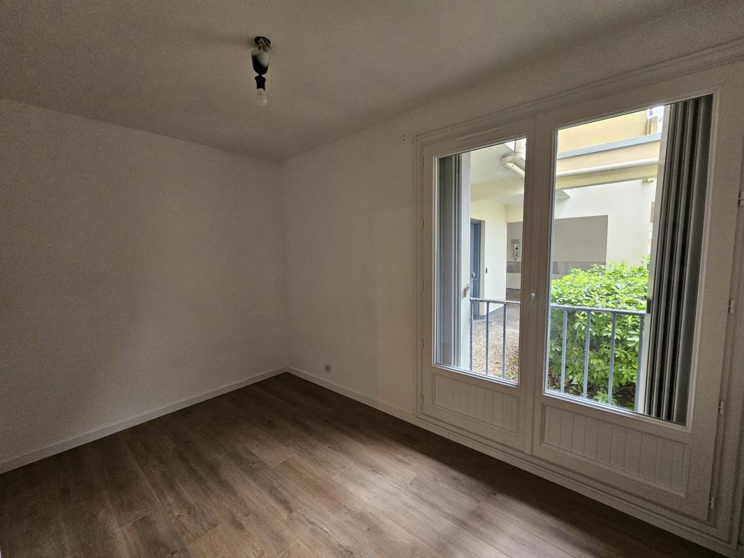 Appartement COLOCATION MEUBLÉE Compiegne 4 pièce(s) 83 m2 - Miniature 5