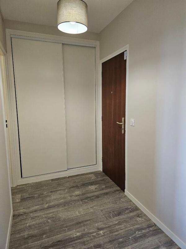 Appartement Compiegne 1 pièce(s) 24.47 m2 - Miniature 5