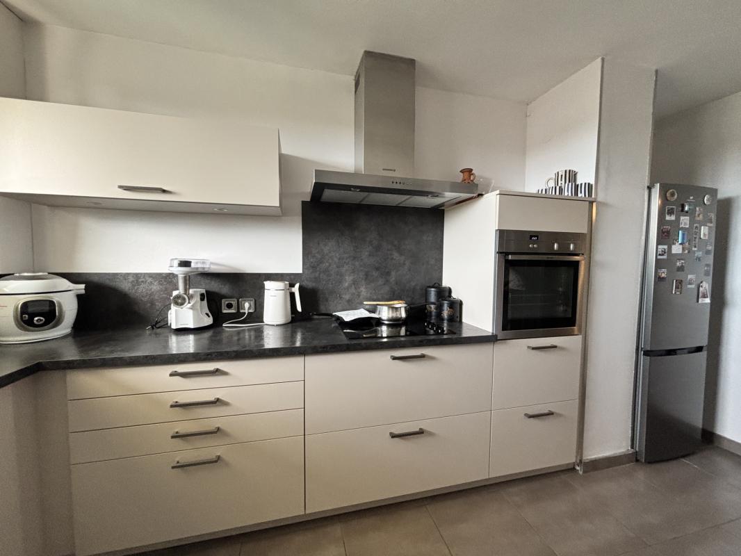 Appartement Compiegne 4 pièce(s) 74.52 m2 - Miniature 2