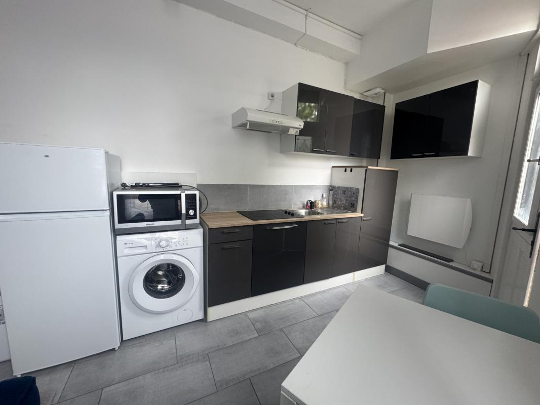 APPARTEMENT DUPLEX MEUBLÉ CENTRE VILLE - Miniature 2