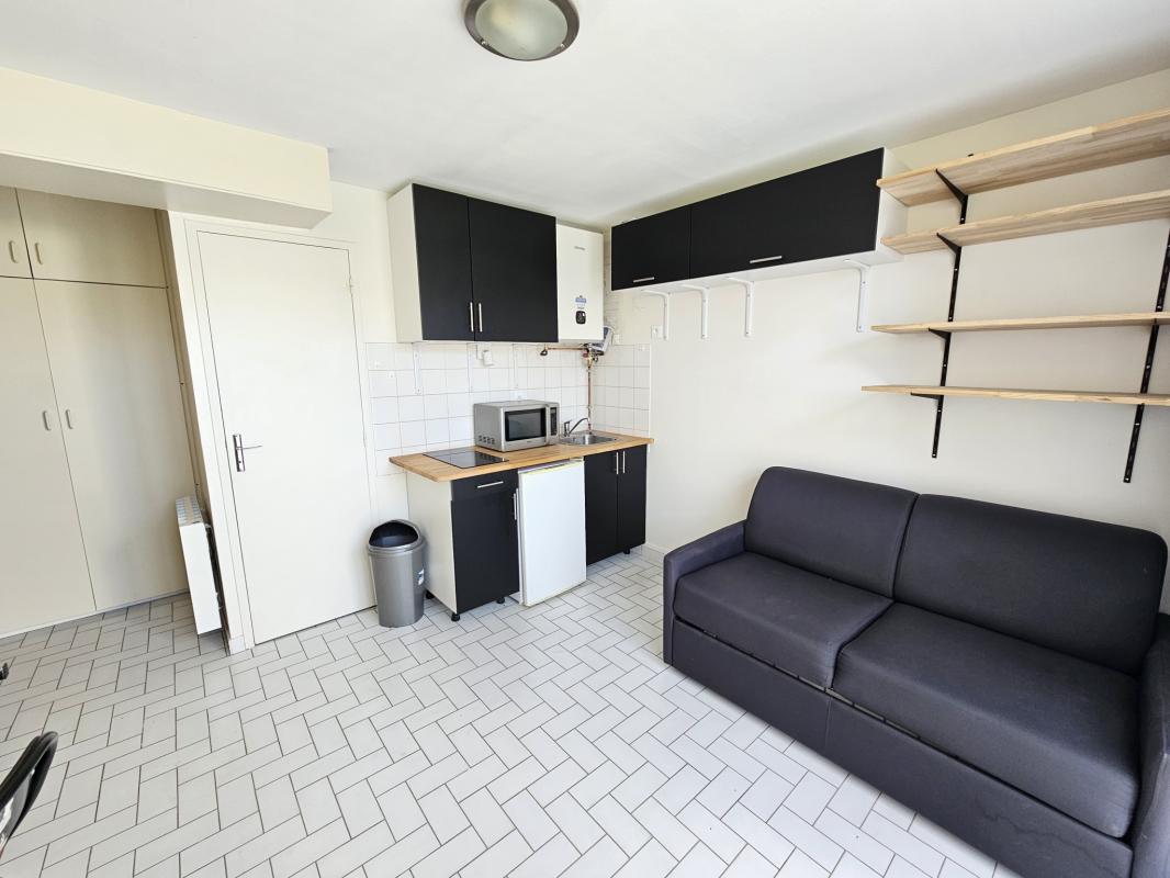 STUDIO COMPIÈGNE 16,11 m2 PROCHE UTC - Miniature 3