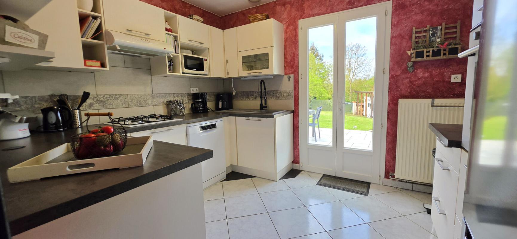MAISON SUR SOUS SOL TOTAL - 4 CHAMBRES - Miniature 4