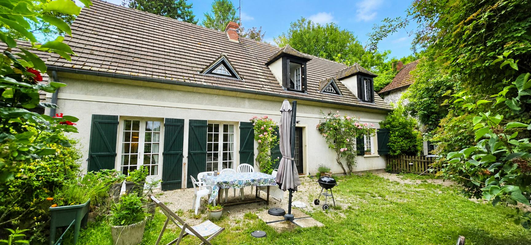 MAISON FAMILIALE