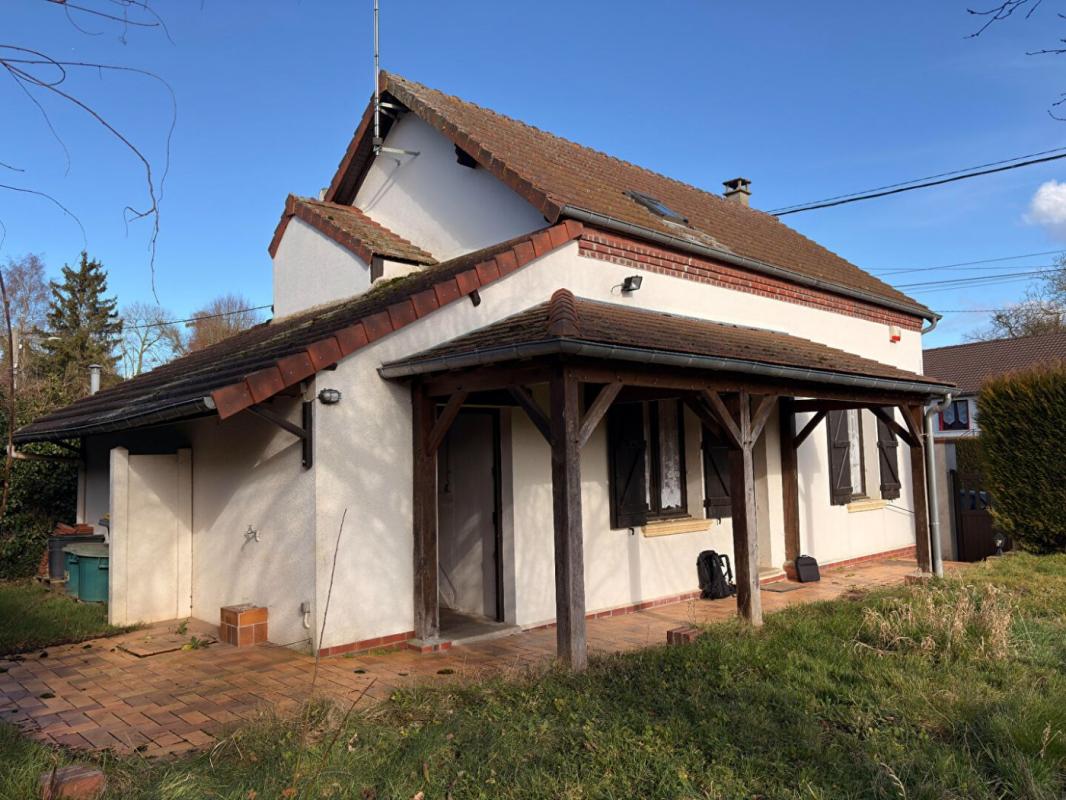 Maison de charme à la campagne avec gare sur place