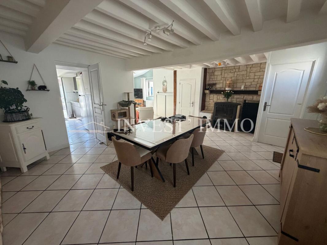 CAUFFRY - Maison en pierre de 152 m2 avec grange et dépendance - Fort potentiel