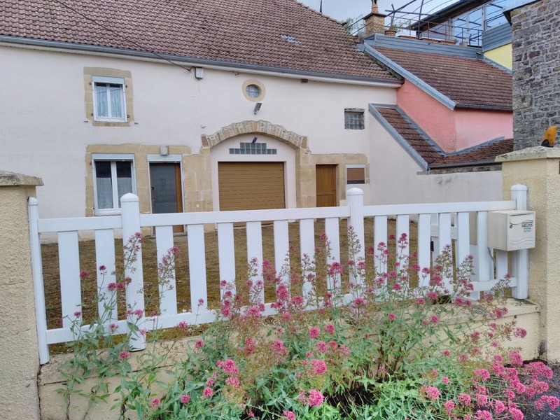 Maison au calme habitable de suite