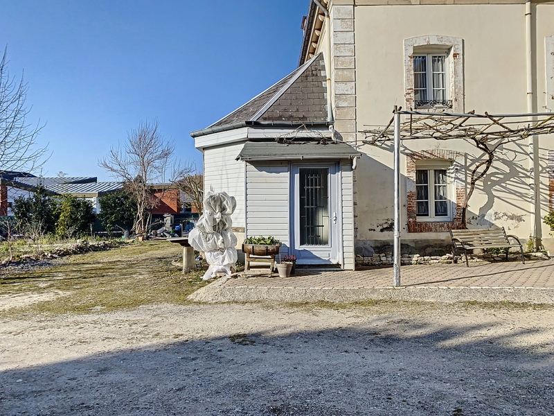Appartement T3 avec terrasse et jardin – Gray