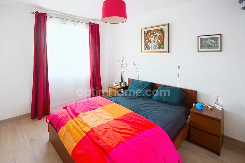 TRES BELLE MAISON INDIVIDUELLE 130M2 + VERANDA 36M2 SUR TERRAIN DE 6 ARES 70