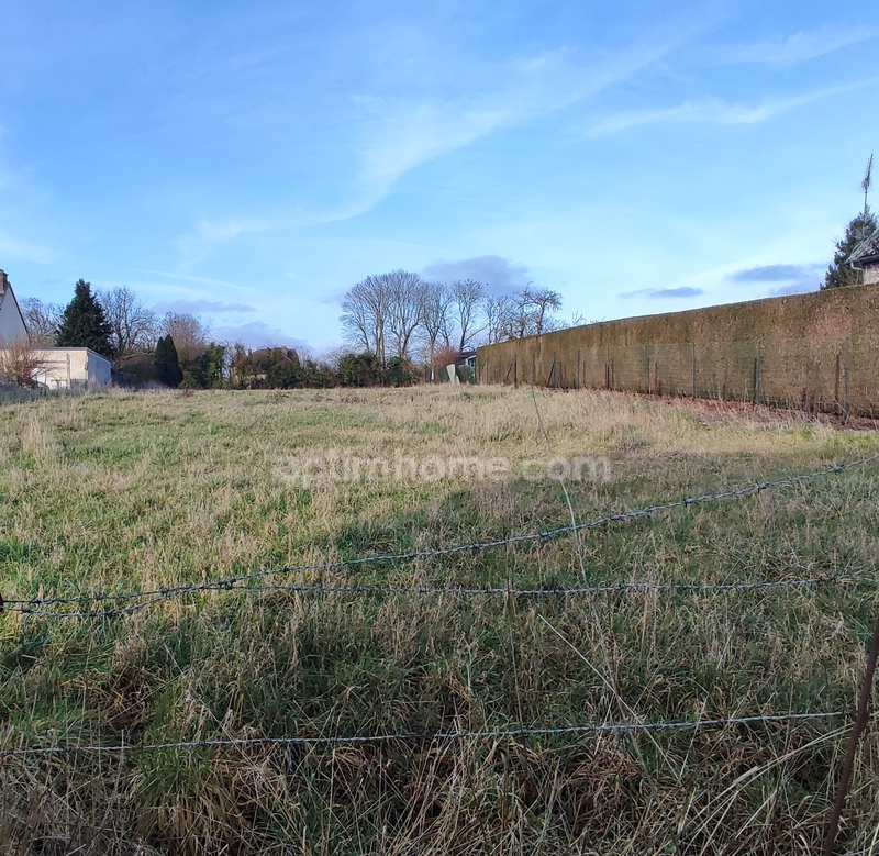 Terrain à vendre de 8 014,00 m² ETREILLERS (02)
