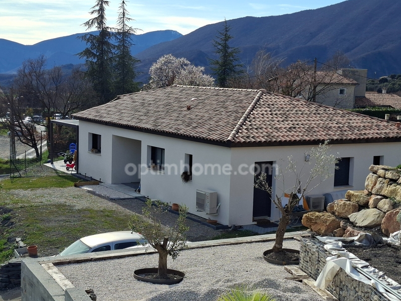 A Vendre – Maison d’architecte contemporaine 135 m² - 4 chambres au BRUSQUET (04)