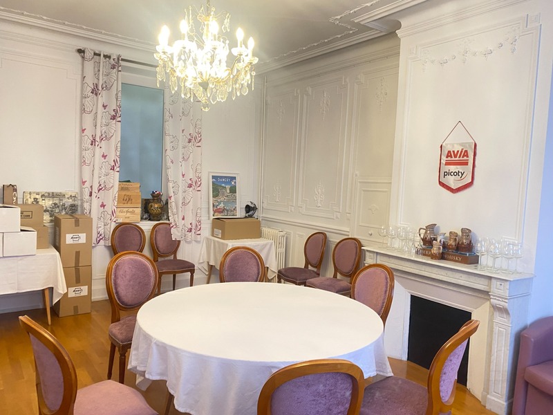 Hotel/Bar/Restaurant 30 pièces 230 000 €