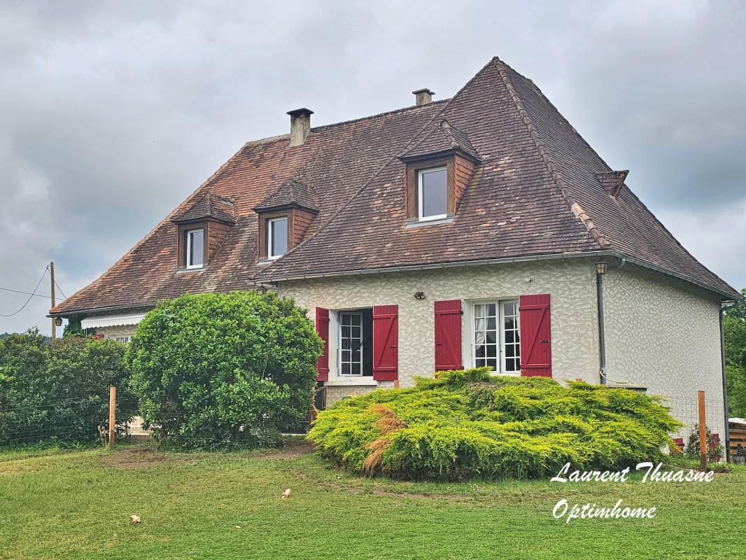 Maison 6 pièces 5 chambres 175 m² avec gîtes