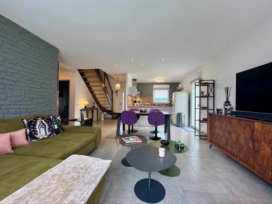Maison 5 pièces de 100 m²