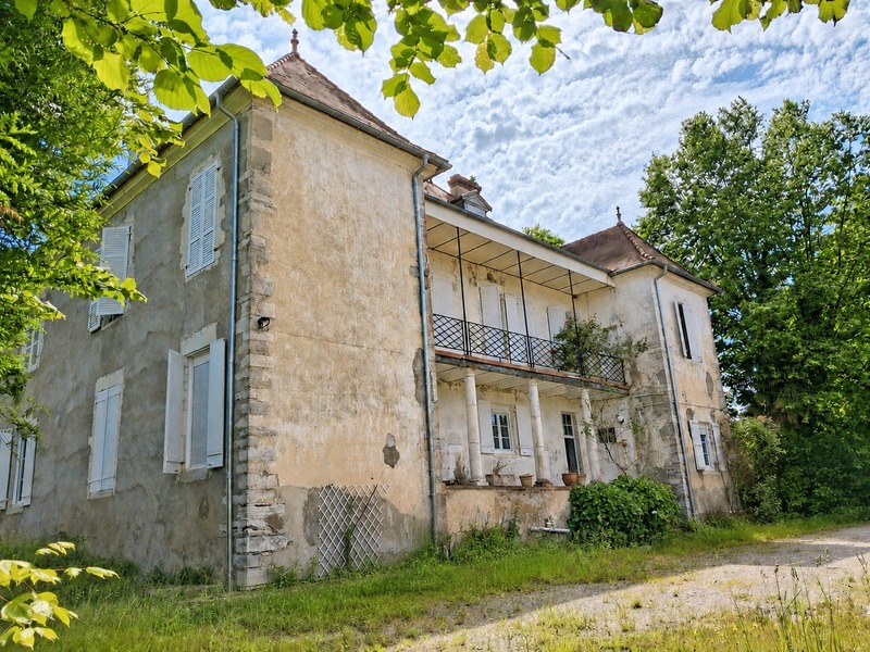 Domaine de caractère à Saint-Lon-les-Mines – 545 m² habitables sur 5 hectares