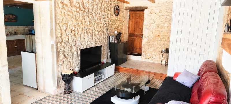 Maison à vendre 6 pièces au porte de JONZAC (17)