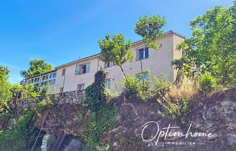 Maison à 9 pièces au calme avec vue exceptionnelle