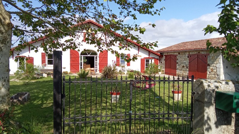 Maison 280m² — Pouillon