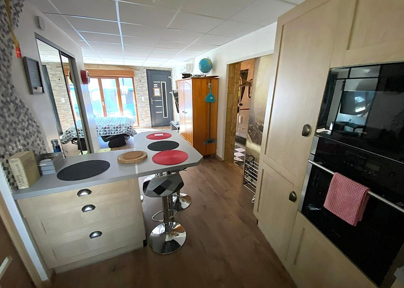 Immeuble à vendre JENZAT (03)