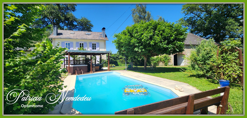 Maison de caractère 1926 – Piscine, spa et grange sur 3 572 m² de parc à LACOMMANDE (64)