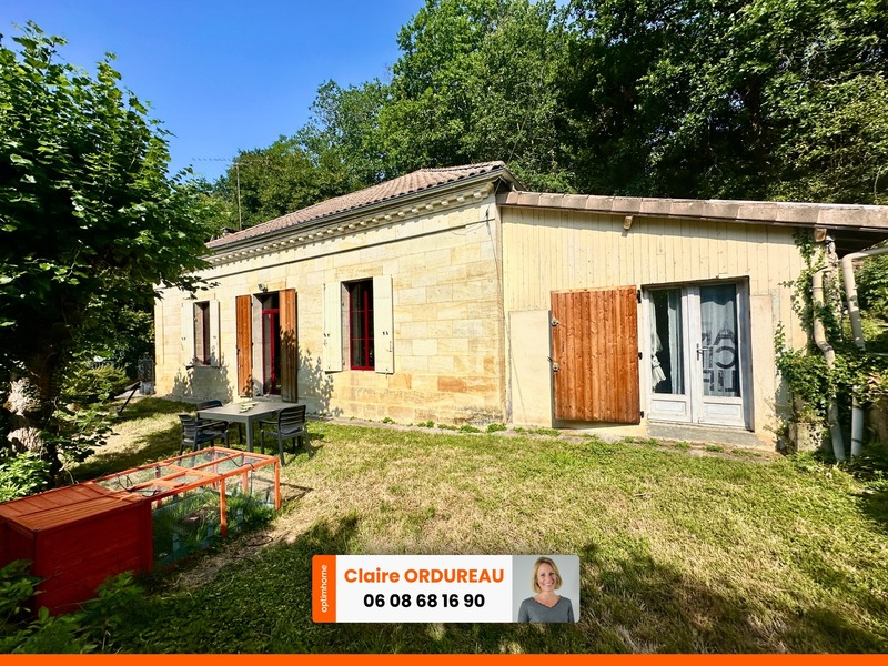 Authentique maison en pierre de plain-pied 106m2 avec 4 chambres et jardin