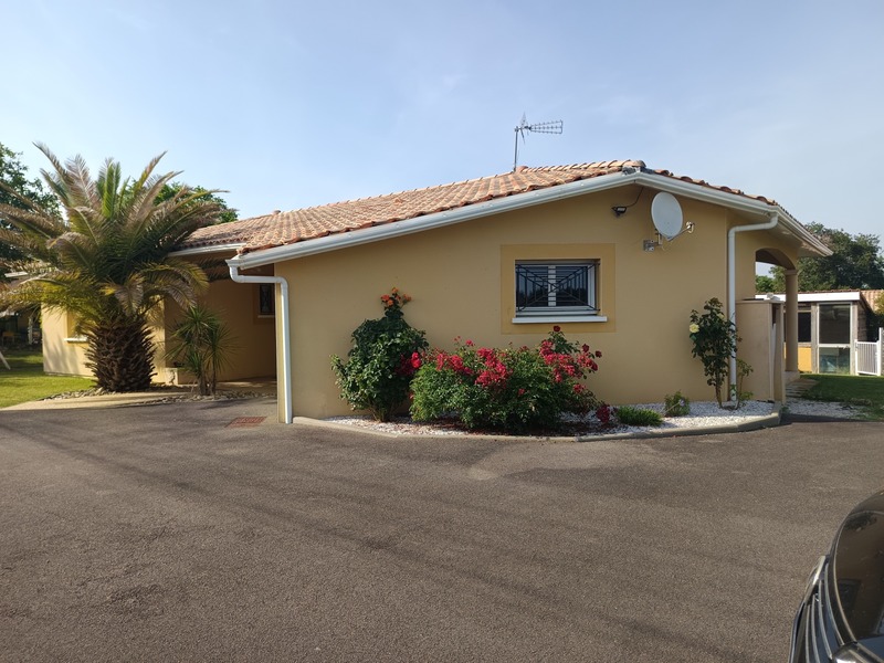 Magnifique contemporaine de plain-pied proche de Grenade-sur-l'Adour