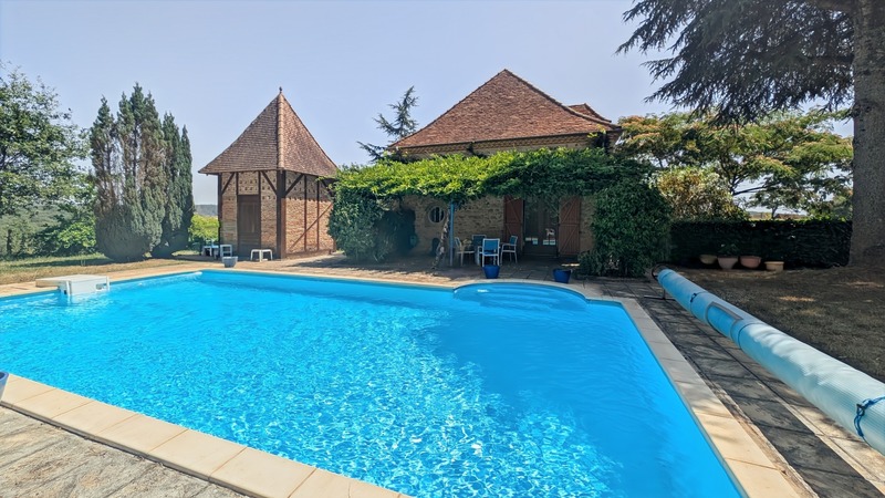 Propriété de caractère, piscine et dépendances
