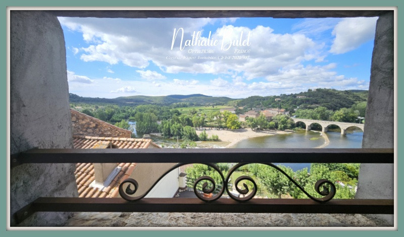 À vendre – Maison de village avec vue imprenable – Roquebrun (34360)