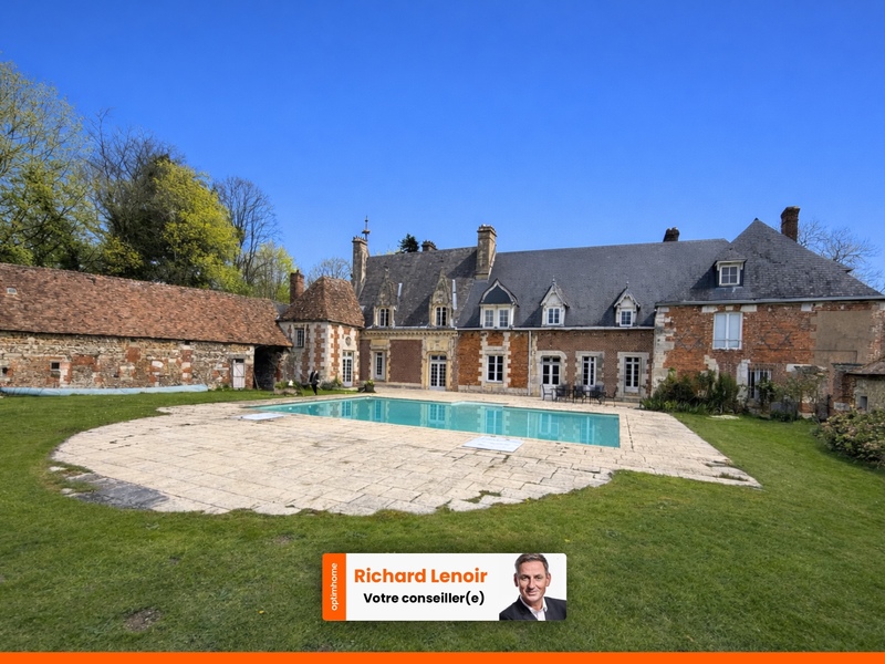 Magnifique Manoir XVIe de 500 m2 au cœur d’un parc Lenôtre de 2 hectares