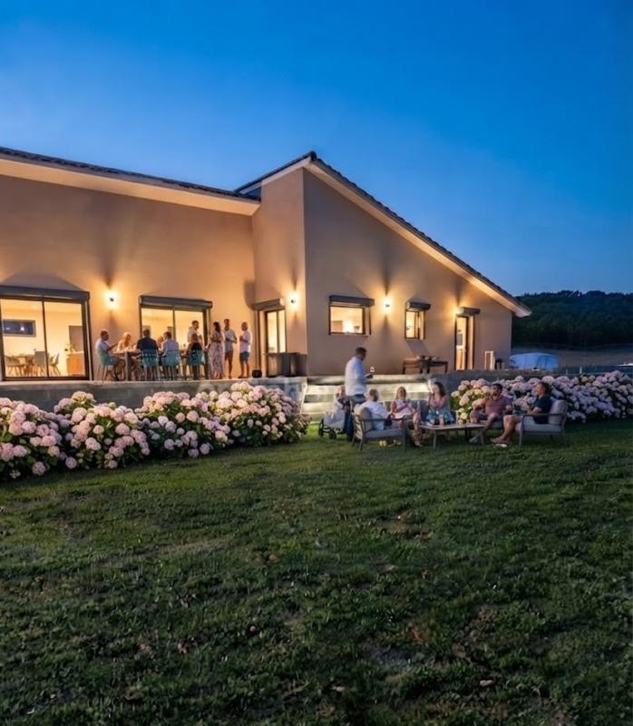 Superbe Maison de Plain-Pied: Vue Panoramique et Prestations Haut de Gamme