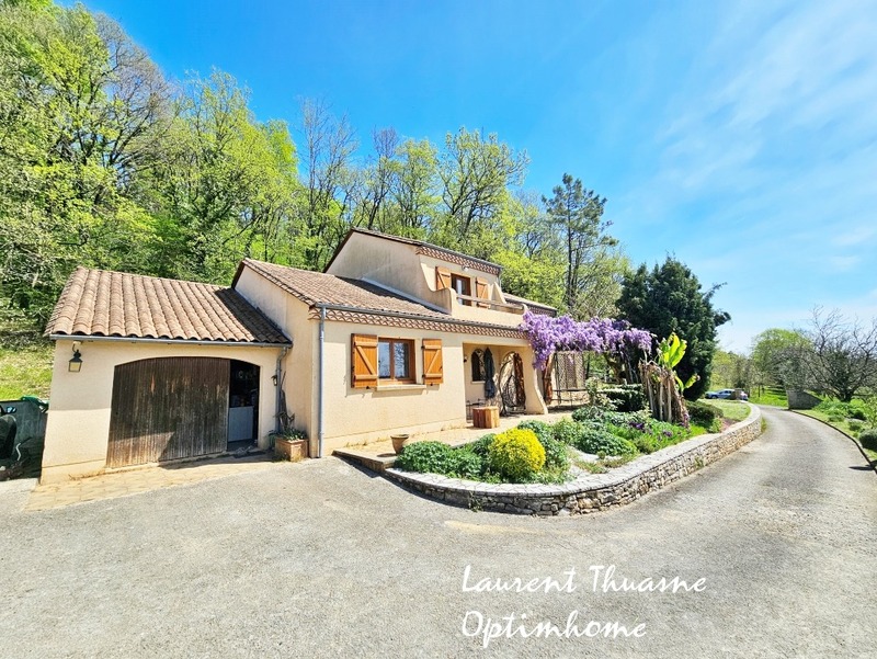 Maison contemporaine 5 pièces 3 ch 130 m²